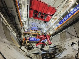 Cina: Linghang completa il tunnel ferroviario sotto lo Yangtze (1)