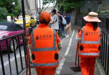 Cina: giubbotti refrigeranti per gli operatori ecologici di Nanchino (1)