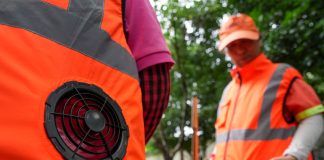 Cina: giubbotti refrigeranti per gli operatori ecologici di Nanchino (2)