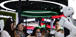 Cina: robot e agenti di IA protagonisti alla WAIC di Shanghai (2)