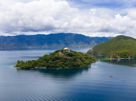 Cina: tutela ecologica e turismo in crescita al lago Lugu (3)