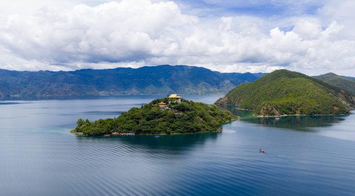 Cina: tutela ecologica e turismo in crescita al lago Lugu (3)