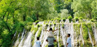 Cina: turismo estivo tra montagne e corsi d’acqua nello Hebei (3)