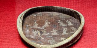 Cina: Anhui, esposti rari tesori in legno laccato dell’epoca dei Tre Regni (1)