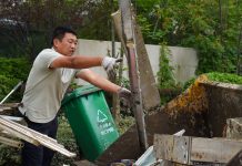 Cina: a Dunhua interventi di ripristino dopo le inondazioni (3)