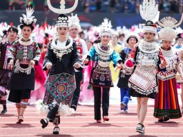 Cina: prefettura di Qiandongnan celebra 70esimo anniversario di fondazione (2)