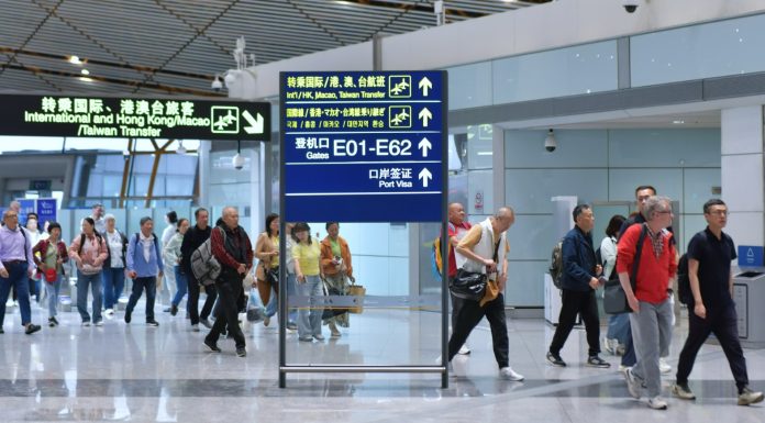 Cina: aviazione civile registra crescita costante nel primo semestre