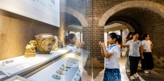 Cina: aumentano i visitatori nei musei durante l’estate (1)