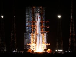 Cina: lanciato razzo vettore Long March-7A con satellite Tianlian III-01 (2)
