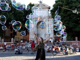 Roma: in corso festival “Lungo il Tevere” tra cultura, musica e gastronomia (2)