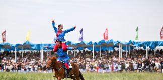 Cina: al via in Mongolia Interna la 36esima edizione del festival Naadam (3)