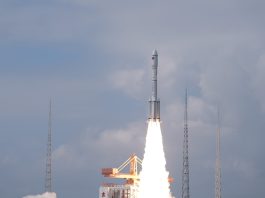 Cina: nuovi satelliti per comunicazioni lanciati con Long March-6 (1)