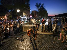 Roma: in corso festival “Lungo il Tevere” tra cultura, musica e gastronomia (3)