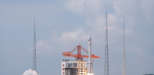 Cina: nuovi satelliti per comunicazioni lanciati con Long March-6 (2)
