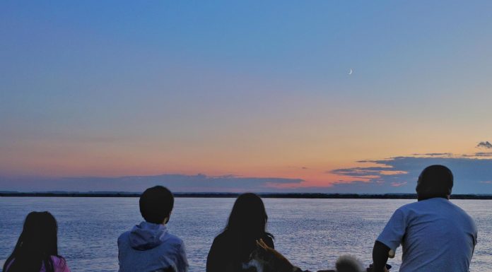 Cina: Luna e Venere visibili nel cielo dello Heilongjiang (1)
