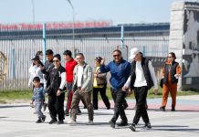 Cina: Xinjiang, viaggi transfrontalieri in forte aumento nel primo semestre 2026