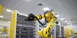 Cina: la fabbrica digitale automatizzata a Dongguan (1)