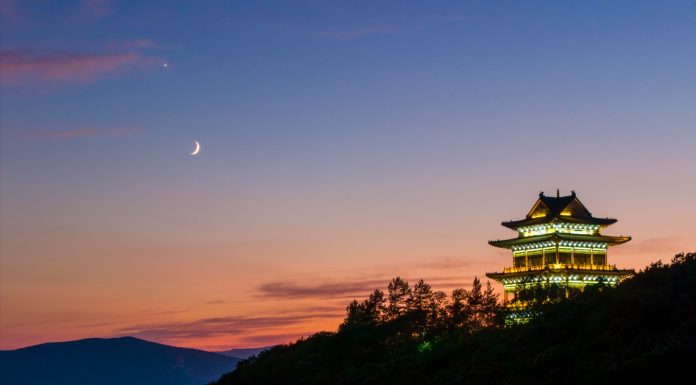 Cina: Luna e Venere visibili nel cielo dello Heilongjiang (3)