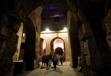 A Roma visite notturne al Colosseo illuminato (2)