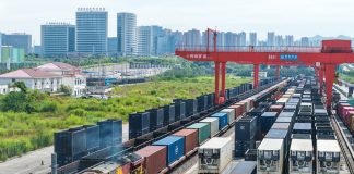 Cina: in aumento traffico sul corridoio commerciale terra-mare di Chongqing (2)