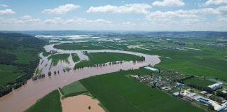 Cina: Heilongjiang, rafforzati gli argini lungo il fiume Mudanjiang (3)