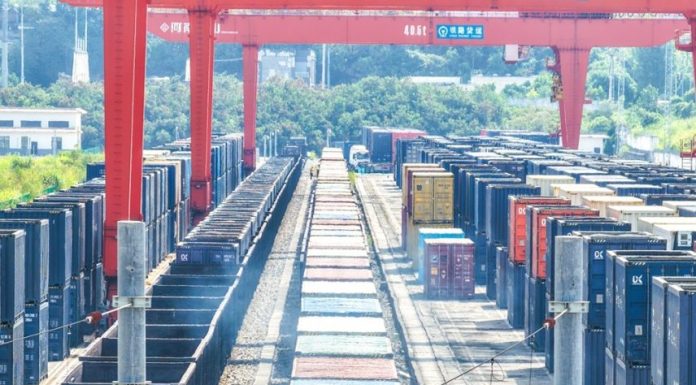 Cina: in aumento traffico sul corridoio commerciale terra-mare di Chongqing (3)