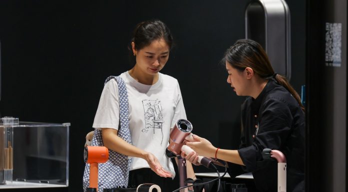 Cina: Hainan, in aumento acquisti duty-free durante stagione estiva (3)