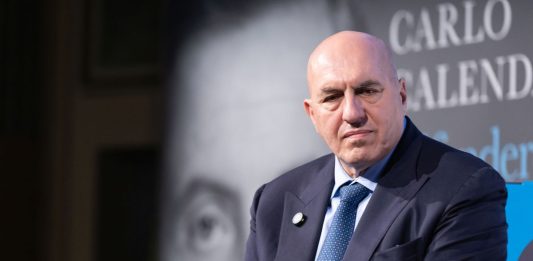 Crosetto “Le navi italiane restano nel Mar Rosso per evitare un altro blocco”