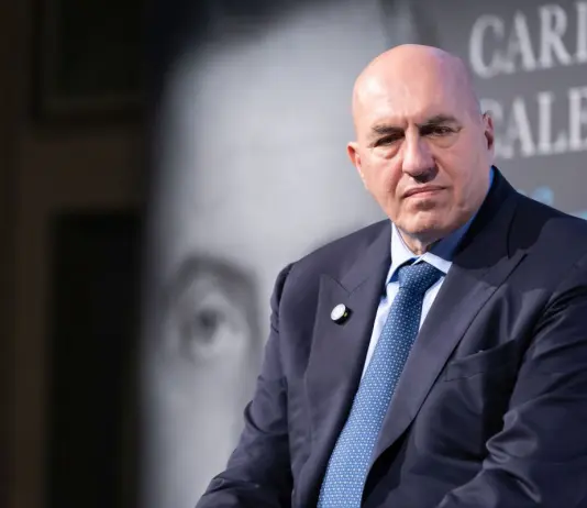 Crosetto “Le navi italiane restano nel Mar Rosso per evitare un altro blocco”