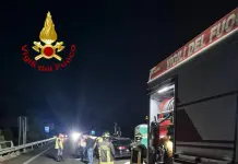 Schianto sulla Statale 131 dcn, morto un uomo di nazionalità ucraina residente a Olbia. Salvo un bimbo di 10 anni