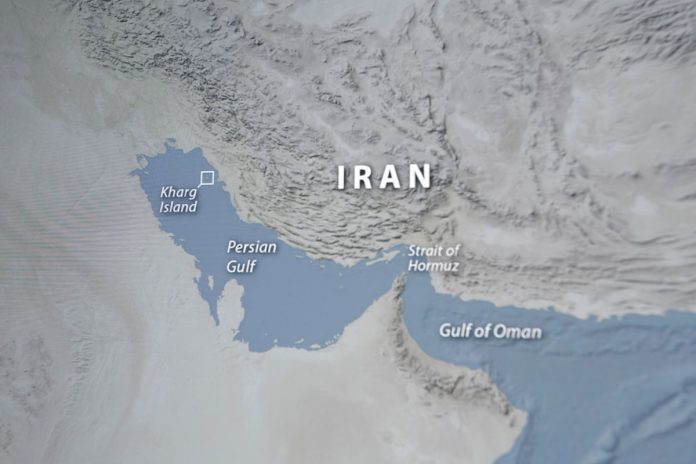 Guerra all'Iran: i cantieri navali di Tuzla nel mezzo della crisi dello Stretto di Hormuz
