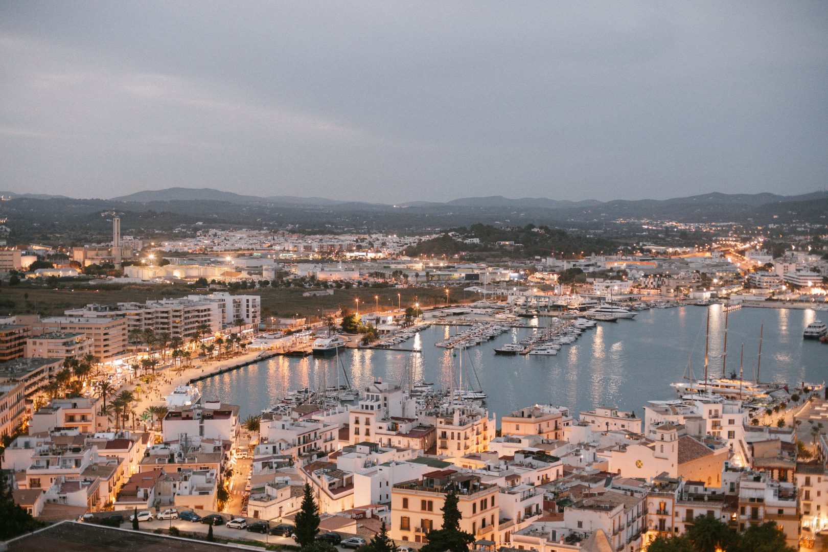 Un cameriere italiano di 33 anni trovato morto a Ibiza