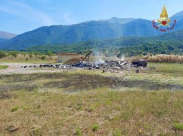 Esplosione e crollo di una fabbrica di fuochi d’artificio nel Reatino, due le vittime