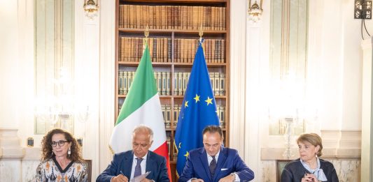 Beni confiscati, firmato a Roma il protocollo tra Regione Piemonte e Anbsc per rafforzare la lotta contro le mafie