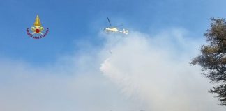 Roghi nei pressi dell’area di Monte Ciocci a Roma, a lavoro i Vigili del Fuoco