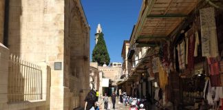 Gerusalemme, la Città Vecchia dominata dal silenzio aspetta il ritorno dei turisti