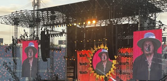 Zucchero infiamma Bologna, il Tour negli stadi prosegue sino a giugno 2027