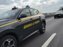 Fermato alla stazione degli autobus di Padova con mezzo kg di hashish, arrestato