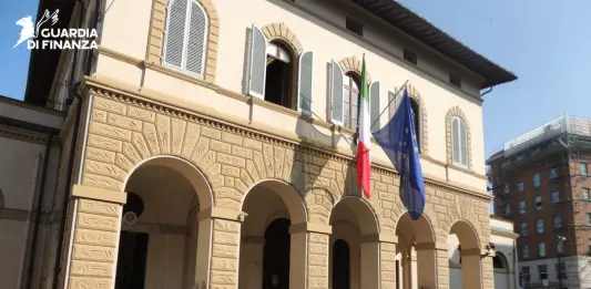 Fatture false per lavori mai eseguiti a Siena, sequestro preventivo per 438mila euro