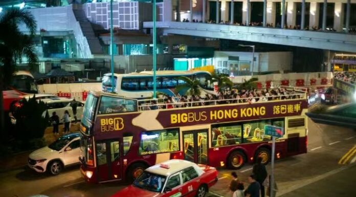 Cina, economia di Hong Kong in crescita del 4,3% nel secondo trimestre