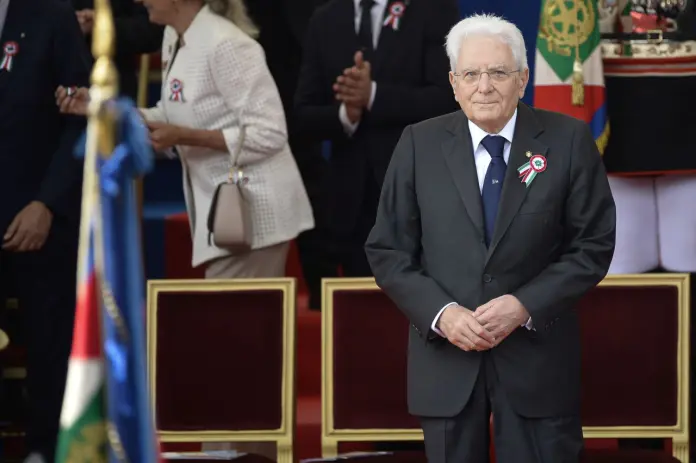 Roma, Cerimonia per l '80° anniversario della repubblica, la Parata Militare ai Fori Imperiali
