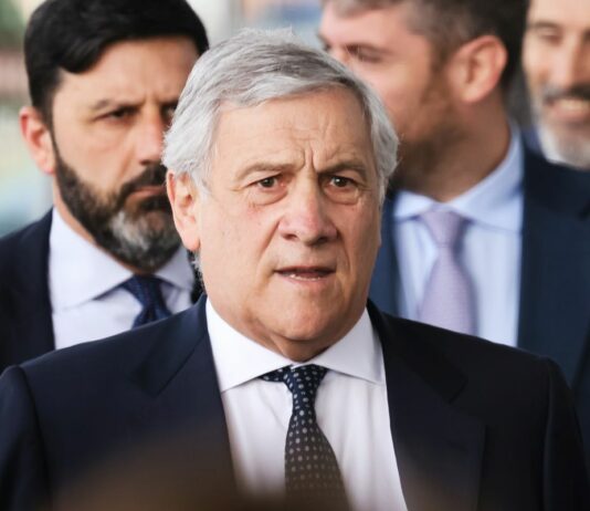 Immigrazione, Tajani “Da Spagna politica fallimentare, agire era nostro dovere”