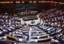 Delmastro, Camera non autorizza l’uso delle chat, voto a scrutinio segreto