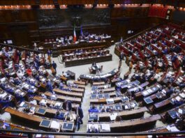 Delmastro, Camera non autorizza l’uso delle chat, voto a scrutinio segreto