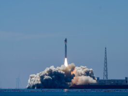 Cina, lanciati dal mare due satelliti iperspettrali nello Shandong