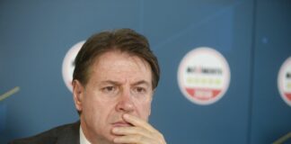 Covid, Conte “Piano pandemico 2006 inadeguato, virus senza precedenti”
