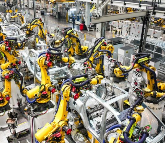Cina, indice dei prezzi alla produzione in aumento del 3,5% a luglio