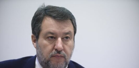 Manovra, Salvini “La Lega chiederà il 5% sugli utili alle prime 10 banche”