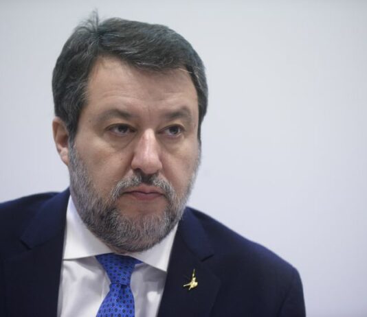 Manovra, Salvini “La Lega chiederà il 5% sugli utili alle prime 10 banche”