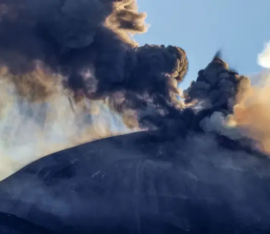 Sospese le attività all’Aeroporto di Comiso a causa della cenere dell’Etna